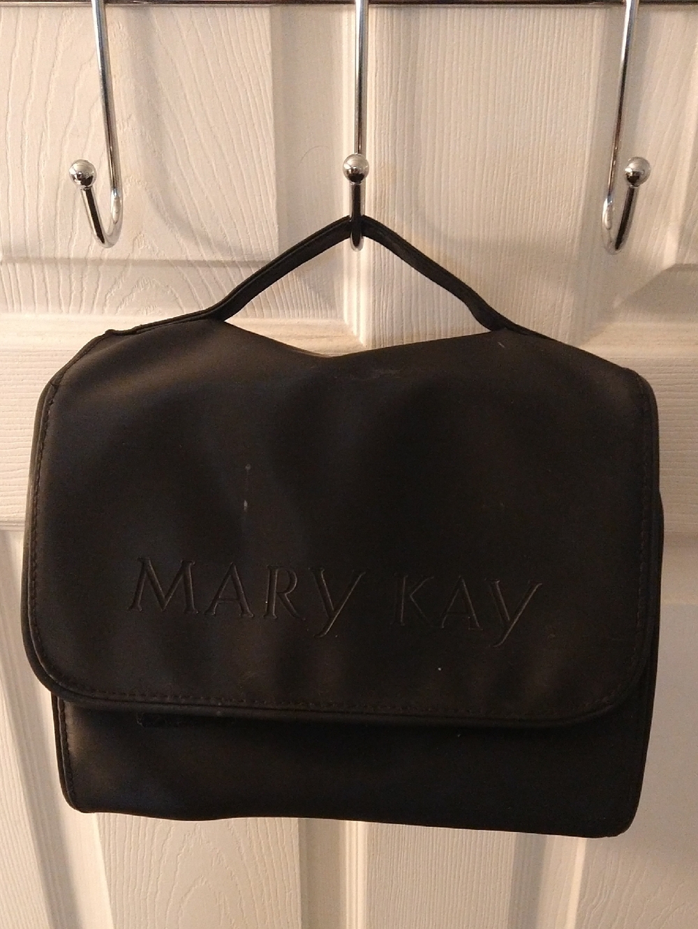 Mary Kay Black Cosmetic Bag with Removable Zipper Pouches